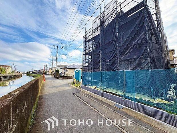 家はただ生活する場ではなく、暮らしを愉しく、快適にする場所。笑顔の毎日、安らぎの日々のために・・