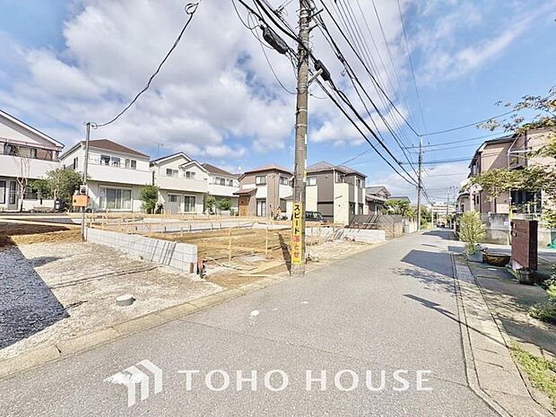 四季折々の変化を楽しめる心地よい場所。時間の経過と共に味わいが出る素敵な空間へ。