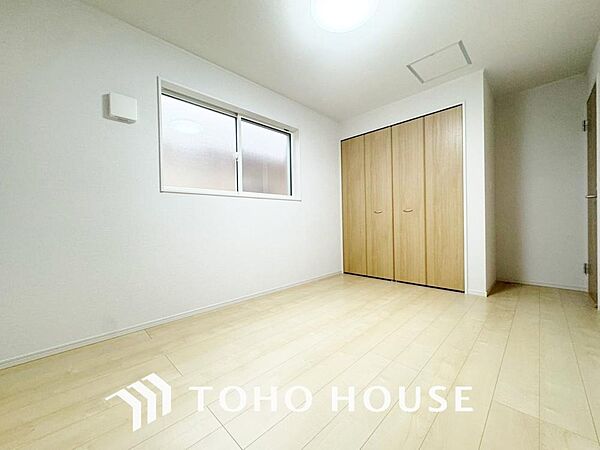 心と体をゆったりと安らげる主寝室。寝室のゆとりが大きい分だけ、暮らしの安らぎは深まります。