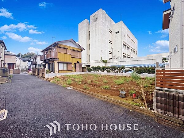 四季折々の変化を楽しめる心地よい場所。時間の経過と共に味わいが出る素敵な空間へ