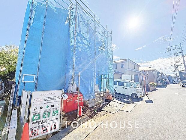 忙しく過ぎゆく日常を置き去るほど、ゆったりした時間が流れる環境です。「快適」は「家」と「街」と「環境」が調和した時に訪れるのだと改めて感じさせてくれます。