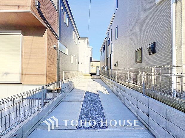 お客様の求める本当の“住み心地”とは何なのか。そのための一手間一工夫を惜しみません。街並みや周辺の環境に呼応しながら、美しく、そして毎日の暮らし。