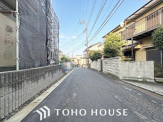 忙しく過ぎゆく日常を置き去るほど、ゆったりした時間が流れる住環境。「快適」は「家」と「街」と「環境」が調和した時に訪れるだと改めて感じさせてくれます。