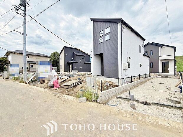 忙しく過ぎゆく日常を置き去るほど、ゆったりした時間が流れる住環境。「快適」は「家」と「街」と「環境」が調和した時に訪れるだと改めて感じさせてくれます。