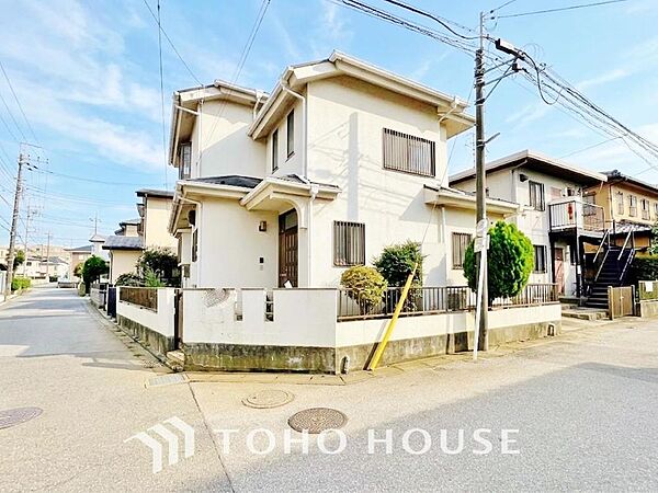 一歩踏み出すと今までとは違う、新しい生活のスタート。住宅ローンのことや税金のこと・・・何がわからないのかわからない・・・といったことはお気軽にスタッフまで。(※解体後更地渡し)