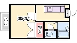 カーサエスクレア 2階