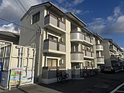 滝野駅より徒歩8分 築36年7ヶ月 3階建の賃貸物件