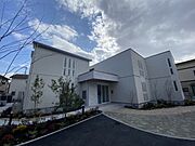 宝殿駅より徒歩7分 築4年2ヶ月 2階建の賃貸物件