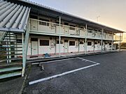 小野駅より徒歩13分 築34年8ヶ月 2階建の賃貸物件