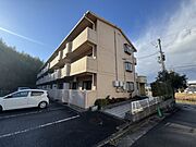 滝野駅より徒歩36分 築34年6ヶ月 3階建の賃貸物件