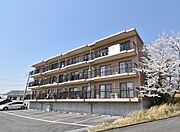 リーガルハウス吉川 2階 築26年6ヶ月の賃貸物件