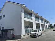 ファミーユ友沢2番館の賃貸物件