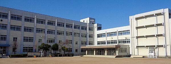 画像25:姫路市立東小学校