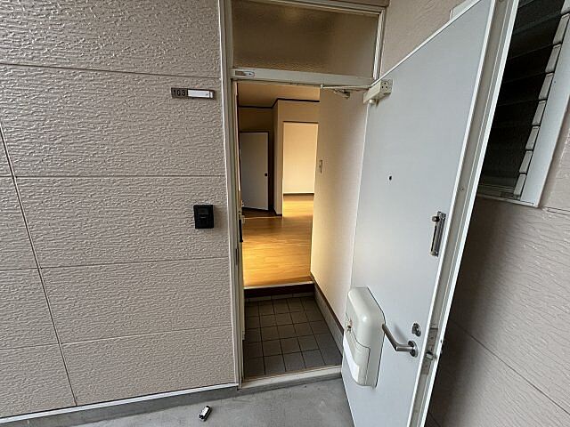 玄関