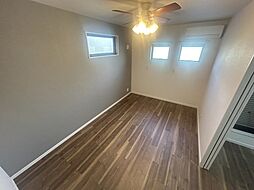 ボンドアベニュー 101 1階1LDKのリビング/ダイニング