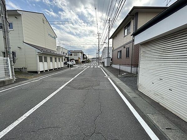 現地(2025年10月)撮影◎建築条件無し◎詳細は、ハウスドゥ  八戸市庁前までお気軽にお問い合わせくださいませ♪