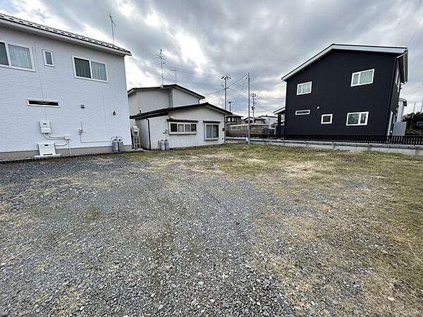 現地(2025年10月)撮影◎建築条件無し◎詳細は、ハウスドゥ  八戸市庁前までお気軽にお問い合わせくださいませ♪