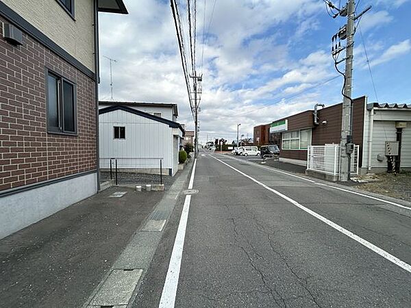 現地(2025年10月)撮影◎建築条件無し◎詳細は、ハウスドゥ  八戸市庁前までお気軽にお問い合わせくださいませ♪