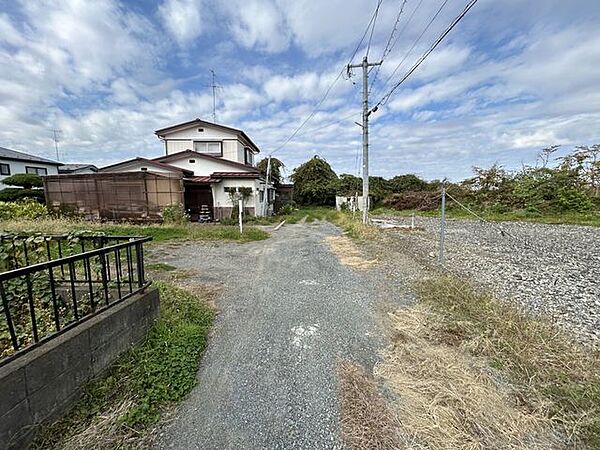 現地(2025年10月)撮影◎建築条件無し◎詳細は、ハウスドゥ  八戸市庁前までお気軽にお問い合わせくださいませ♪
