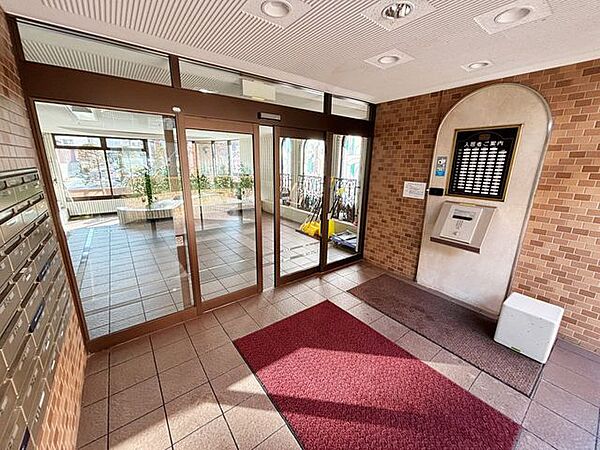 apartment 青森県八戸市大字窪町
地図を見る