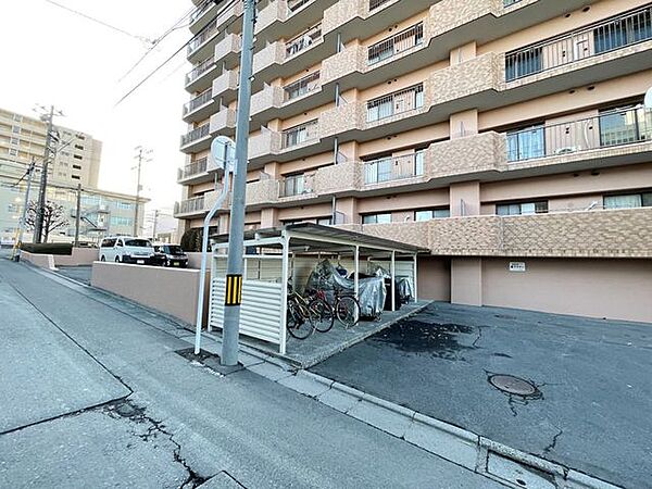 apartment 青森県八戸市大字窪町
地図を見る