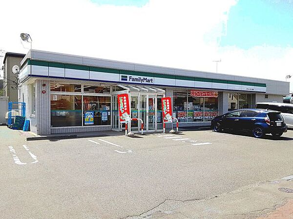 ファミリマート 八戸ニュータウン西店 1000m