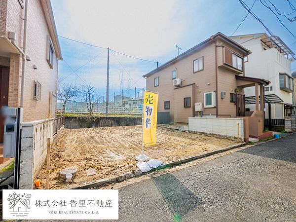 約２８坪間口約8.1mの採光・通風に優れた開放感のある売土地