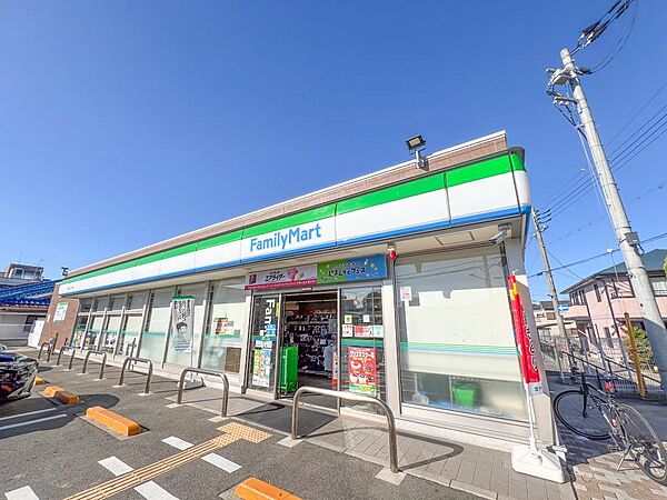 ◇ファミリーマート枚方田口二丁目店