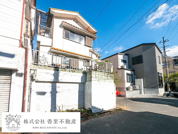 ◇南向き道路で陽当たり良好、自由設計で理想の住まいを。