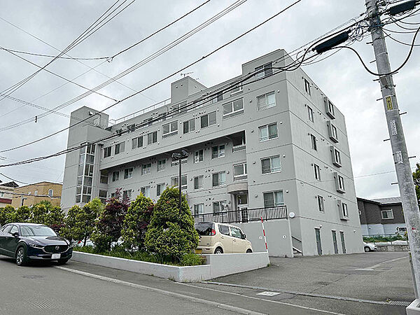 apartment 北海道札幌市清田区北野一条１丁目2-26
地図を見る