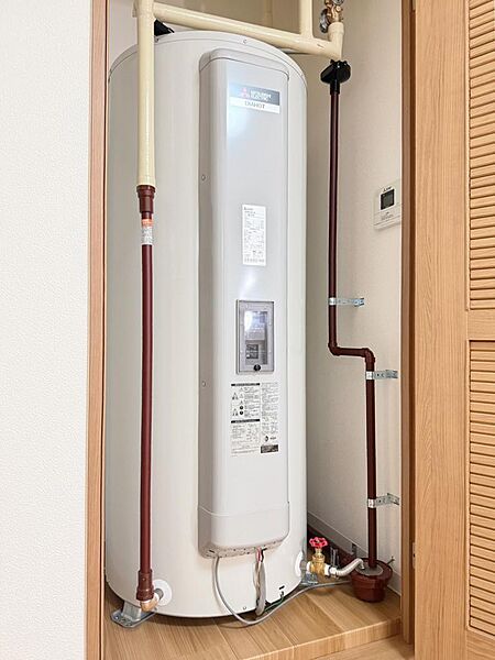 電気温水器は交換済みです。