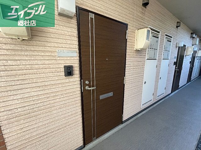 エントランス