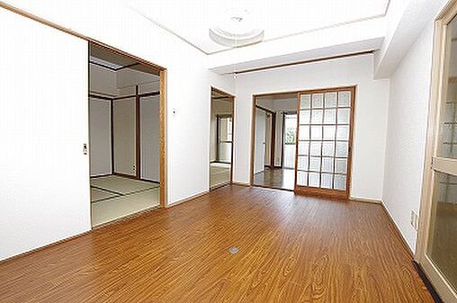 リビング/ダイニング