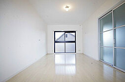 高峰ポロニア 401 4階2LDKのリビング/ダイニング