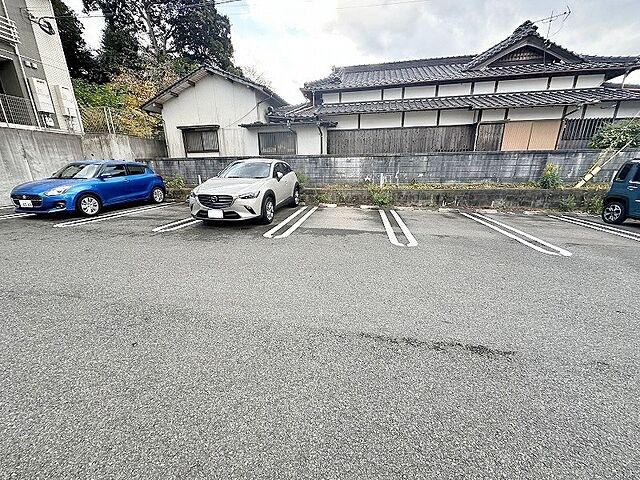14 / 22