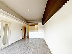 フェルト1021 701 7階2LDKのリビング/ダイニング