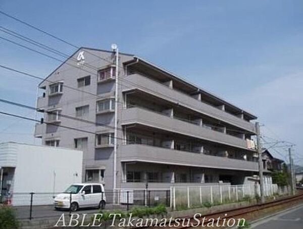 香川県高松市高松町(賃貸マンション3LDK・3階・63.52㎡)の写真 その1
