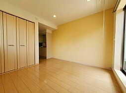 グランツブルク駒場 1階ワンルームのリビング/ダイニング