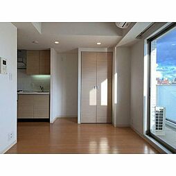 レジデンシャル目黒 6階ワンルームのリビング/ダイニング