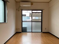 エステート駒沢 1階ワンルームのリビング/ダイニング