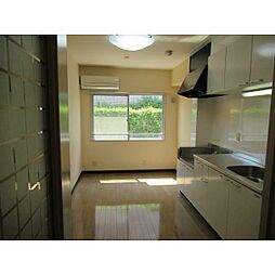 鉄飛坂マンション 3階2DKのリビング/ダイニング