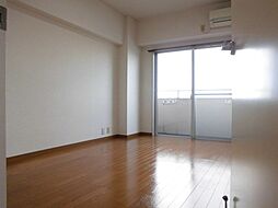 ロイヤルエクセレント学芸大 6階3DKのリビング/ダイニング