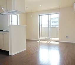 リバード北加瀬 2階1LDKのリビング/ダイニング