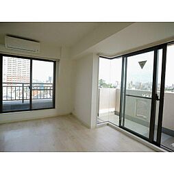 レジデンス三軒茶屋スクエア 1階2Kのリビング/ダイニング