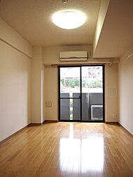 ルーブル下北沢 1階1Kのリビング/ダイニング