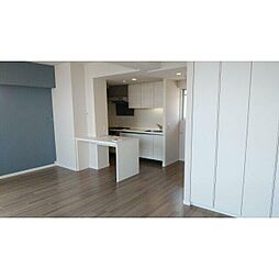 プラウドフラット三軒茶屋II 6階2LDKのリビング/ダイニング