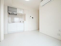 プレミアムキューブ品川戸越 3階ワンルームのリビング/ダイニング