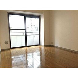 アーバンN 3階1Kのリビング/ダイニング