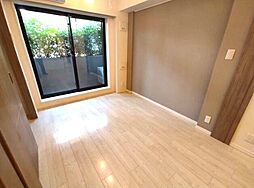 プレール・ドゥーク雪が谷大塚 2階1LDKのリビング/ダイニング