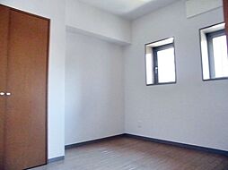 ラフィネ武蔵小山 8階2DKのリビング/ダイニング